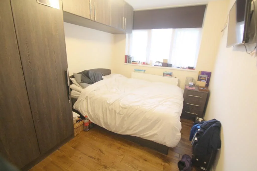 4 bedroom flat for rent