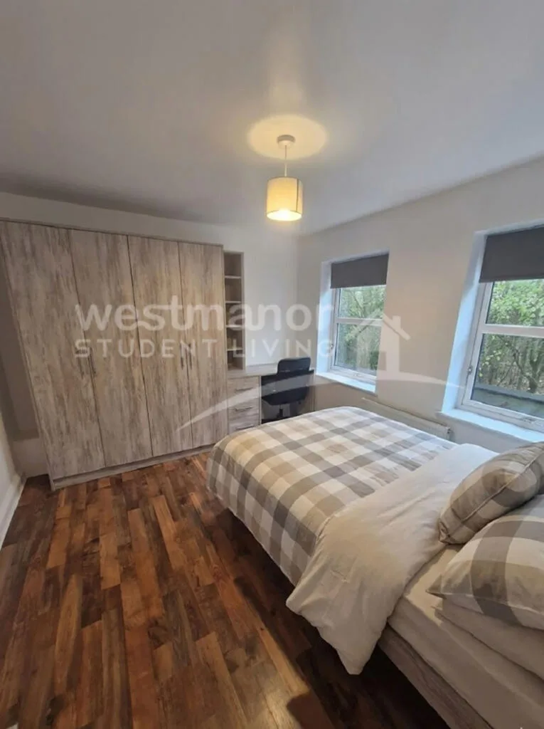 4 bedroom terraced house for rent