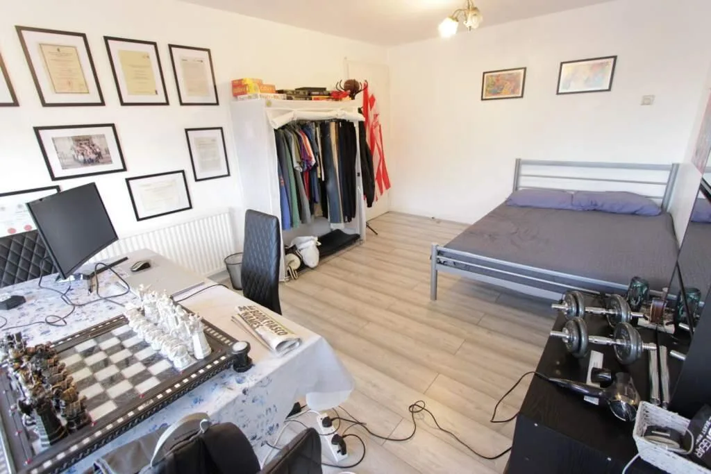 2 bedroom flat for rent