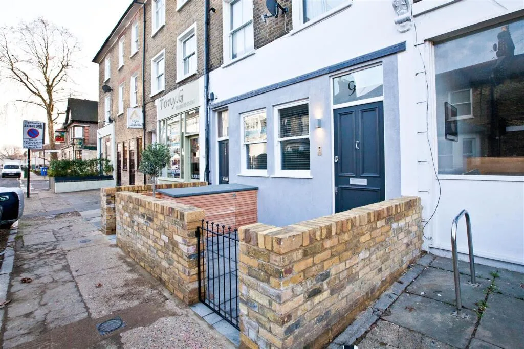 2 bedroom flat for rent
