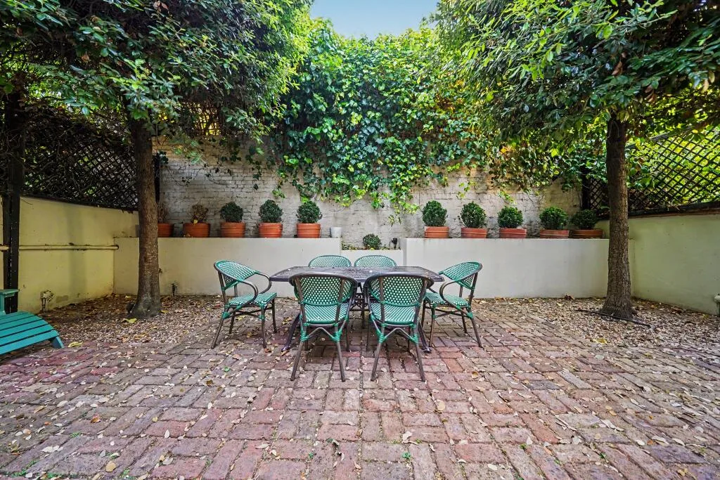 3 bedroom town house for rent