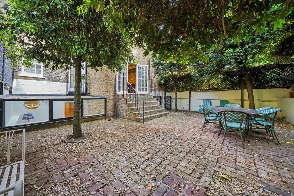 3 bedroom town house for rent