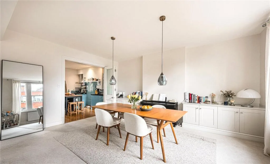 3 bedroom apartment for rent