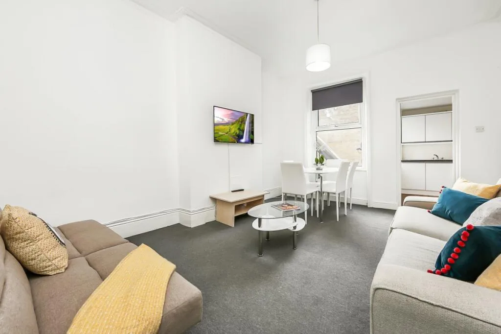 2 bedroom flat for rent
