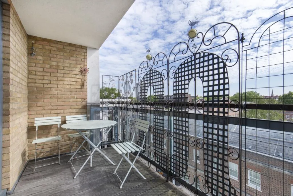 2 bedroom flat for rent