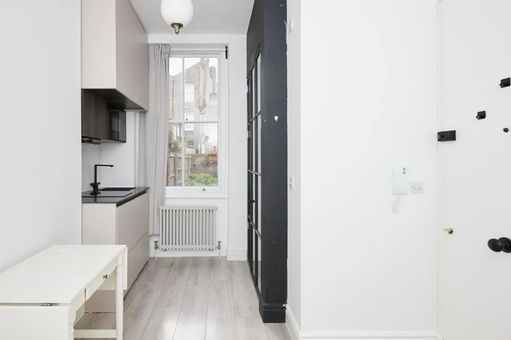 Studio flat for rent
