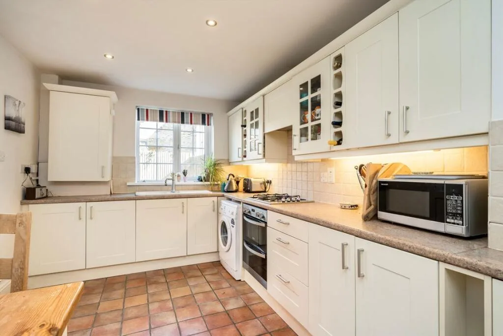 3 bedroom detached house for rent