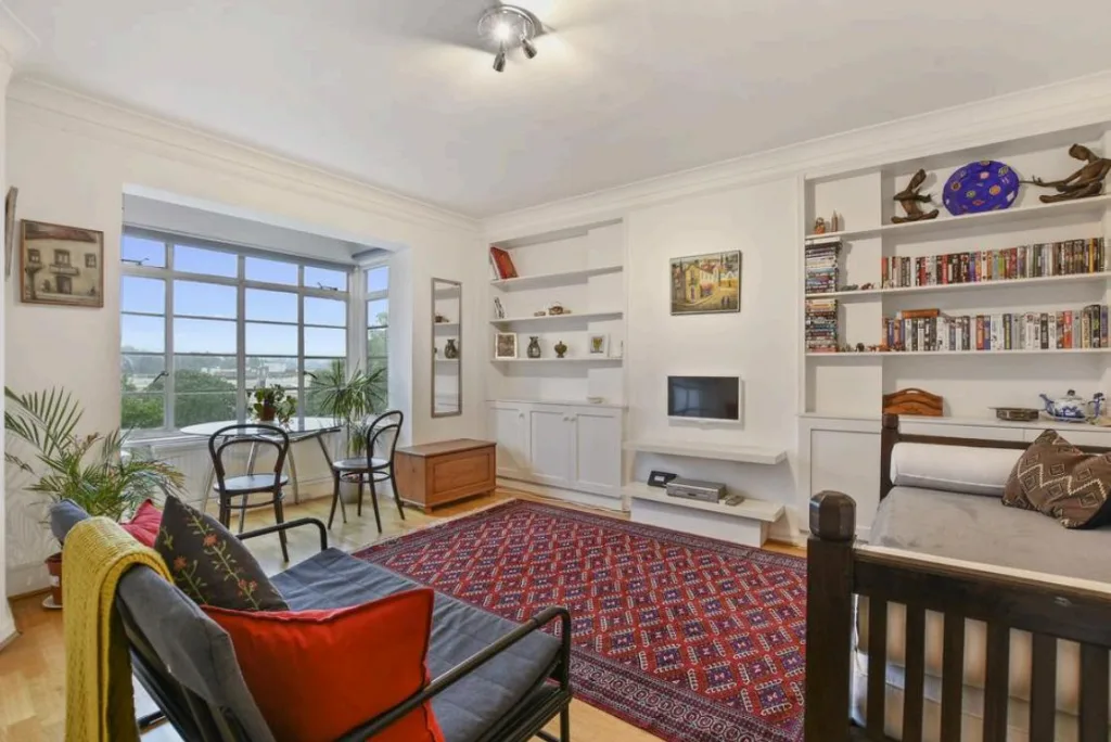 Studio flat for rent