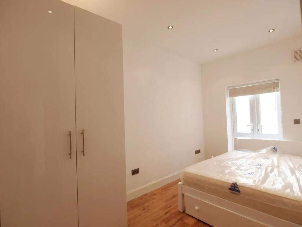2 bedroom house for rent