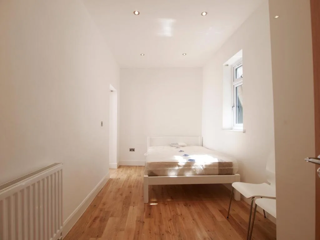 2 bedroom house for rent