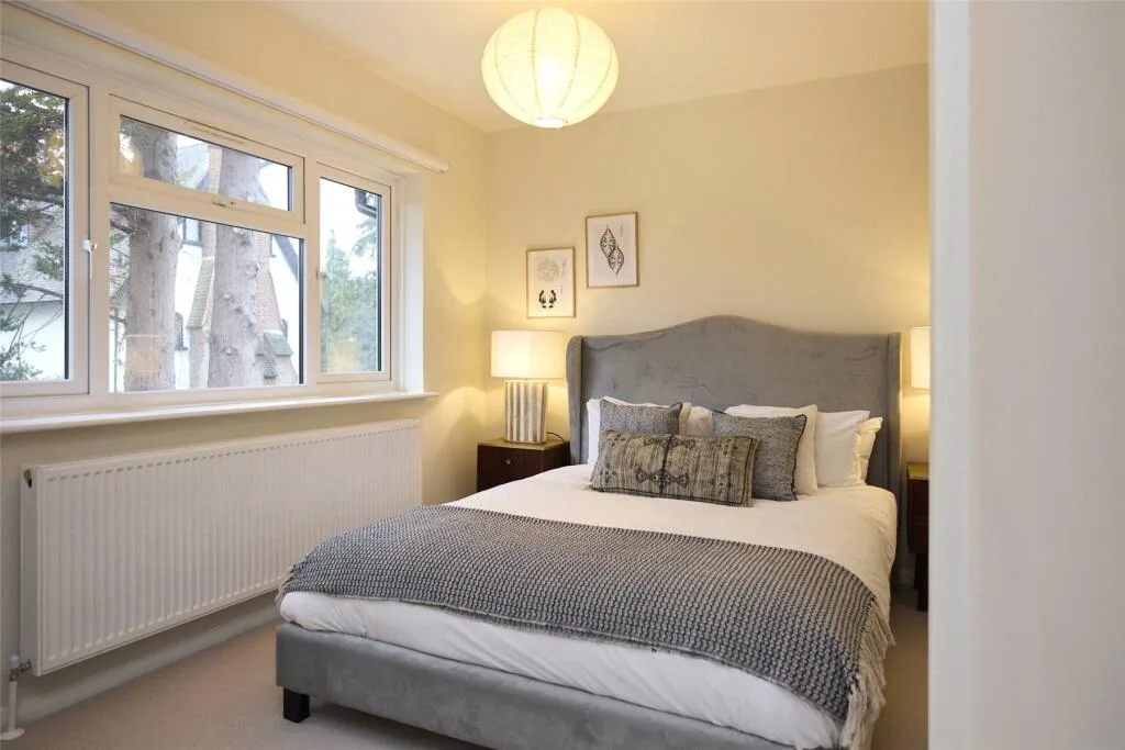 5 bedroom detached house for rent