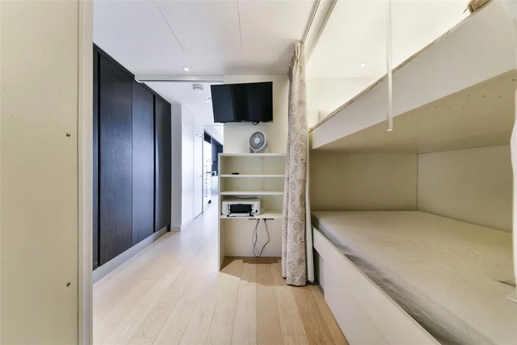 Studio apartment for rent