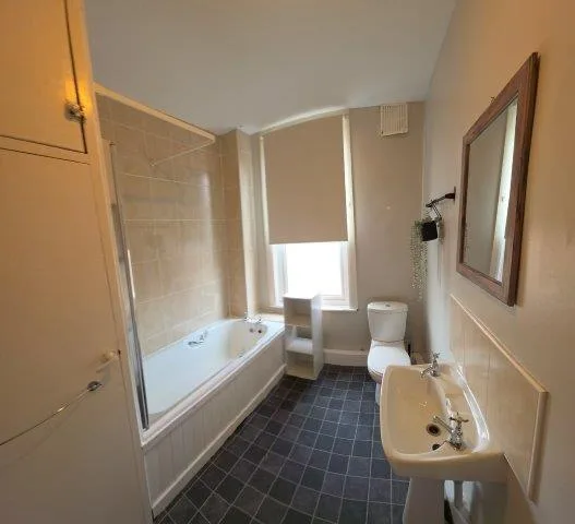 2 bedroom terraced house for rent