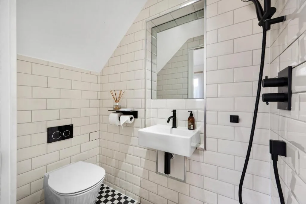 4 bedroom terraced house for rent
