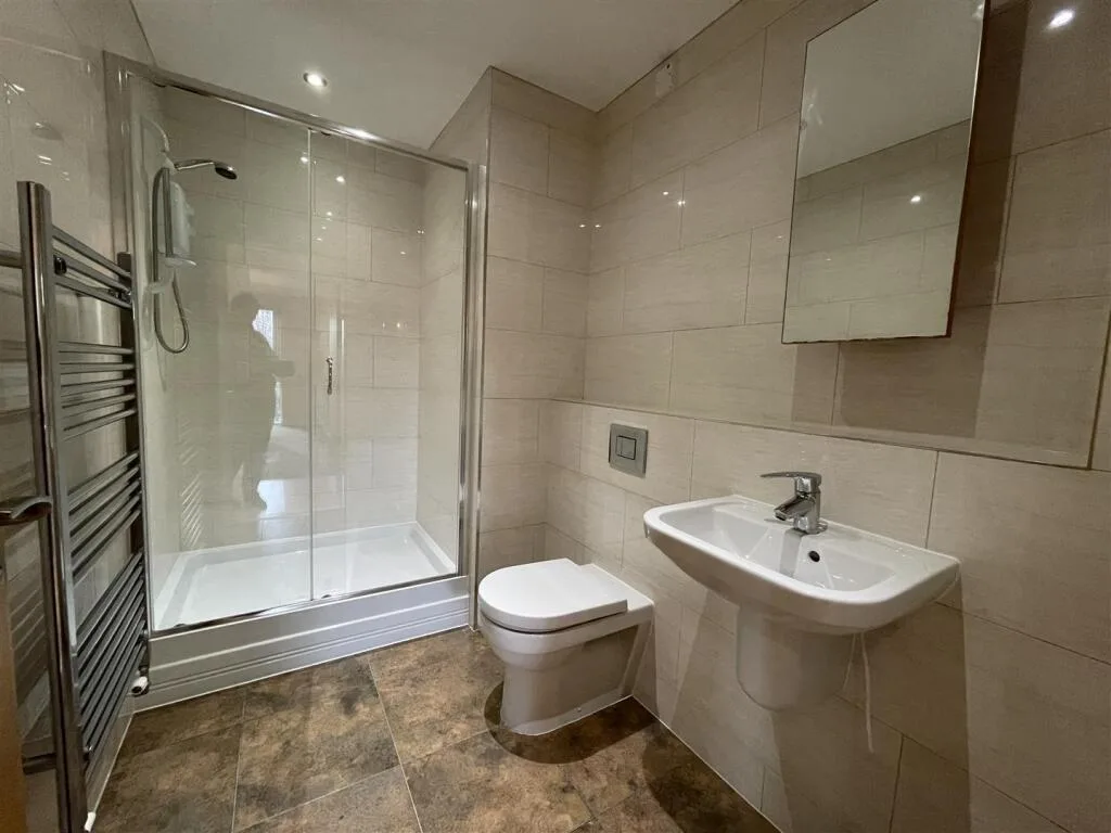 4 bedroom apartment for rent