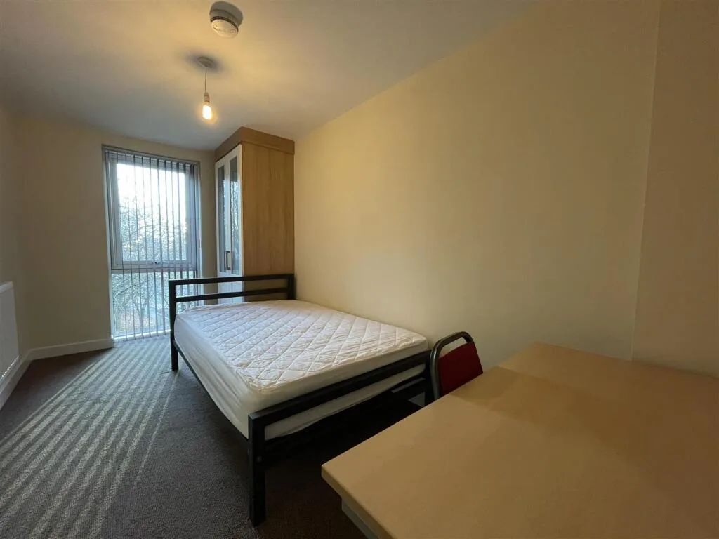 4 bedroom apartment for rent