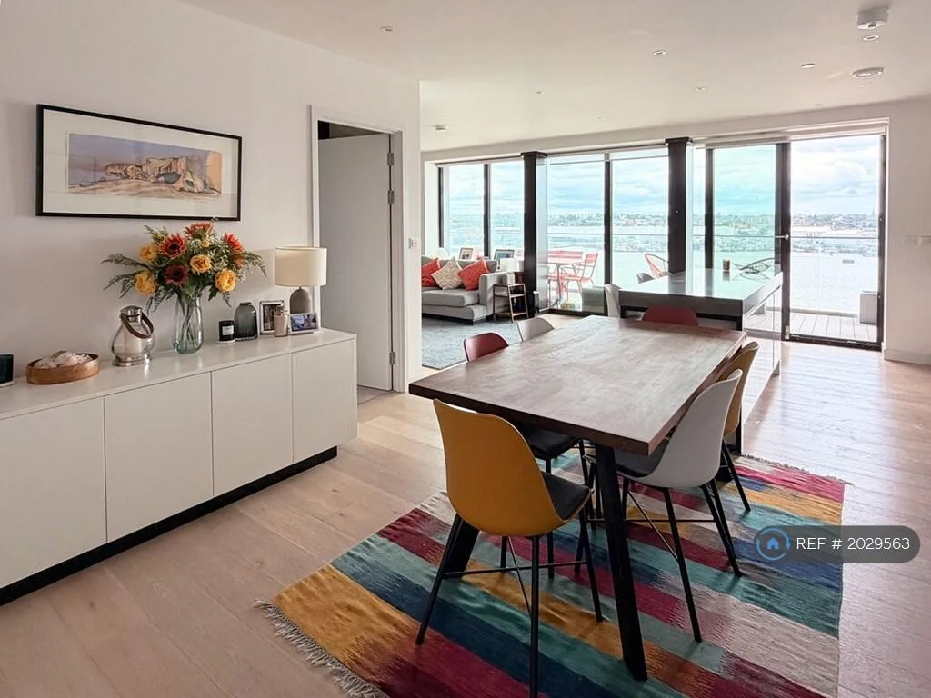 3 bedroom flat for rent