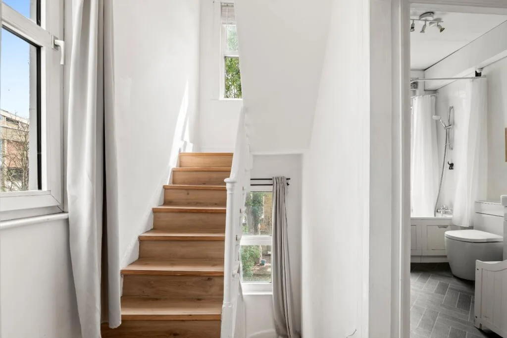 2 bedroom end of terrace house for rent
