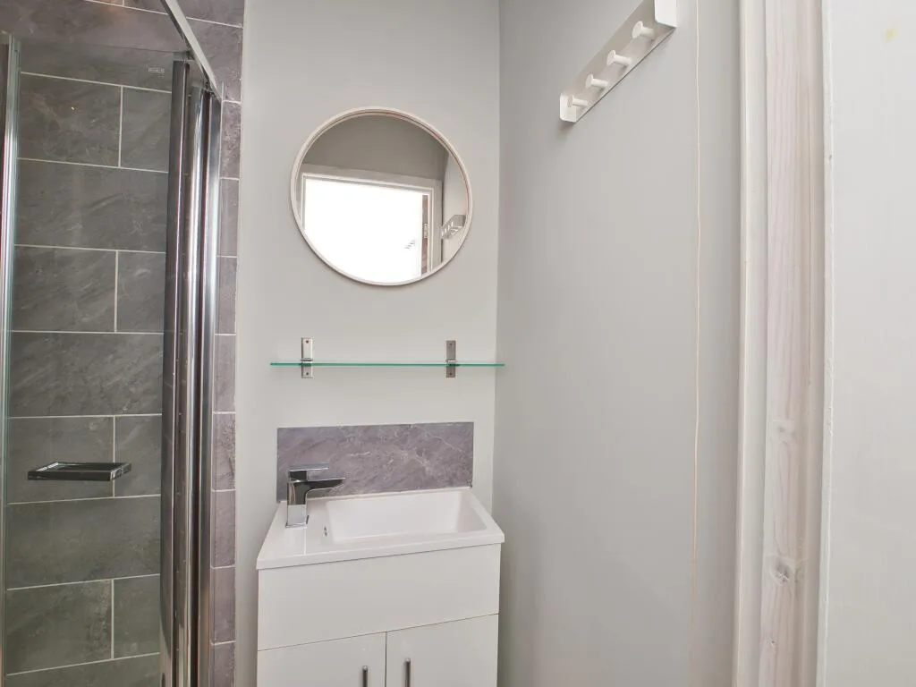1 bedroom house for rent