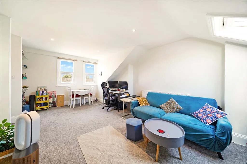 1 bedroom penthouse for rent