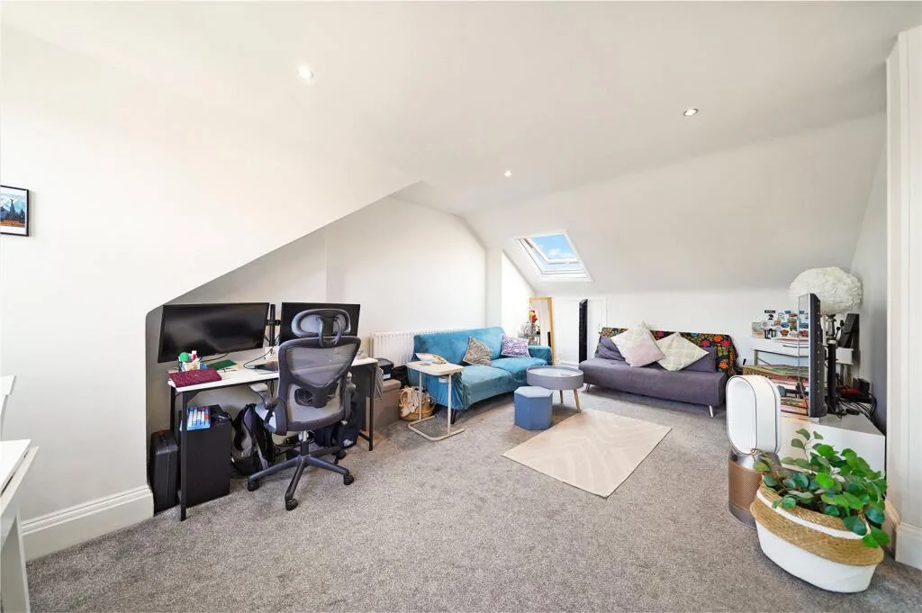 1 bedroom penthouse for rent