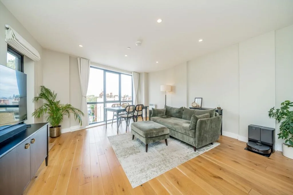 2 bedroom flat for rent