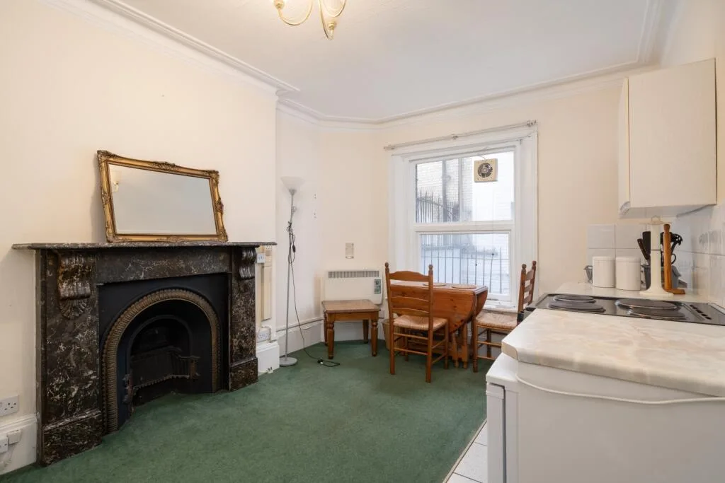 Studio flat for rent