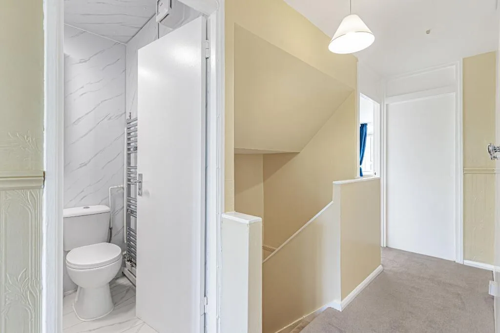3 bedroom maisonette for rent