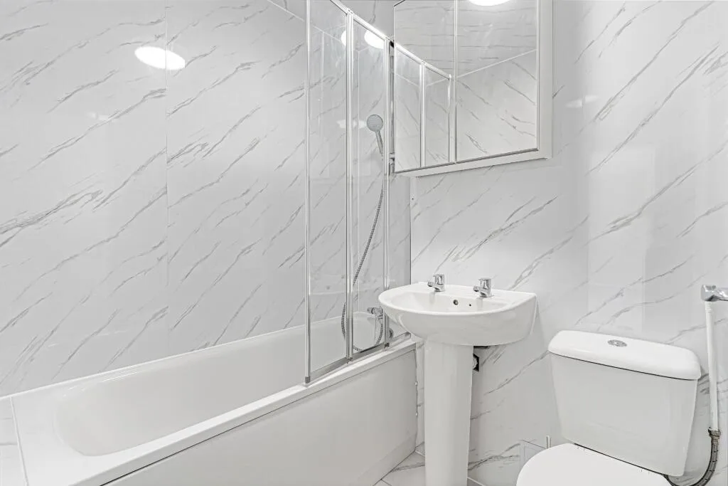 3 bedroom maisonette for rent