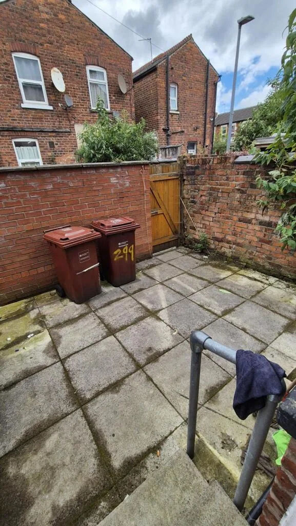 4 bedroom terraced house for rent