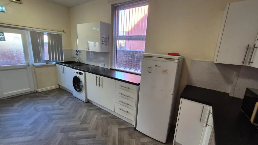 4 bedroom terraced house for rent