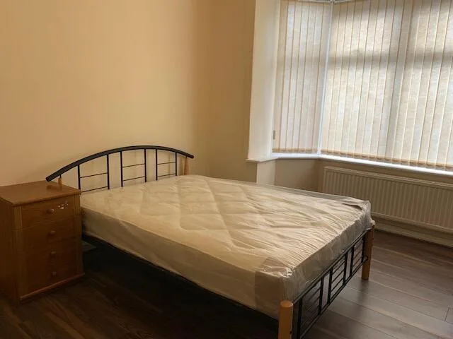 4 bedroom terraced house for rent