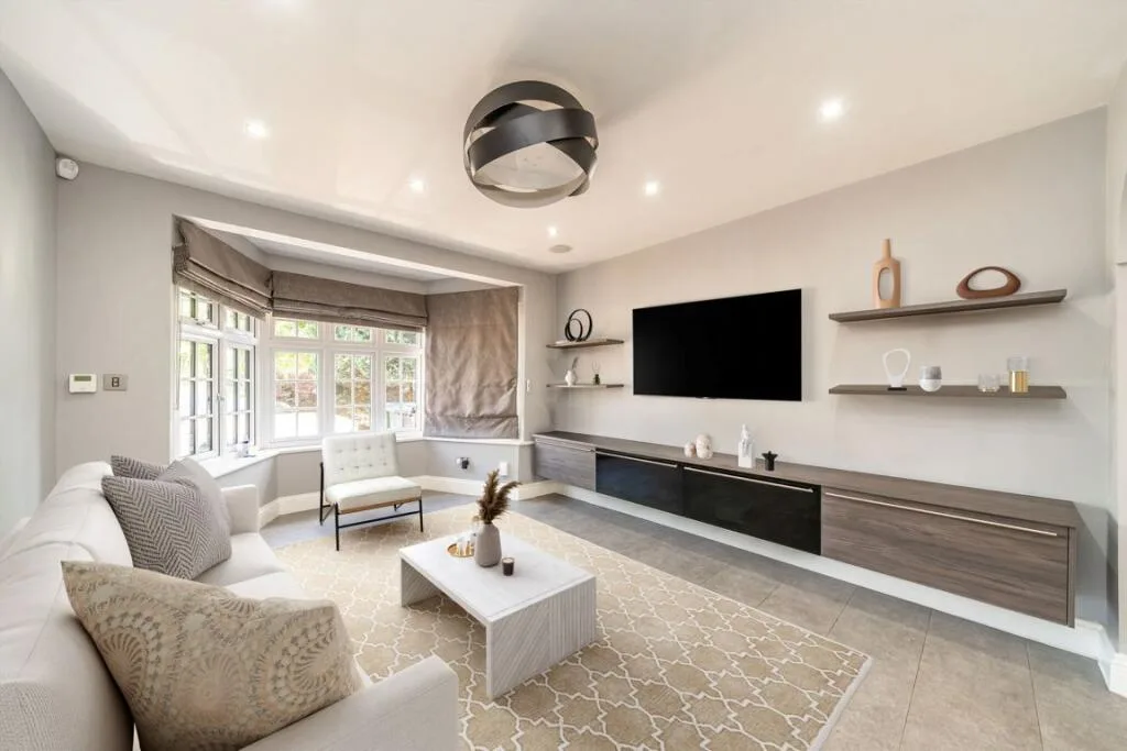 5 bedroom house for rent