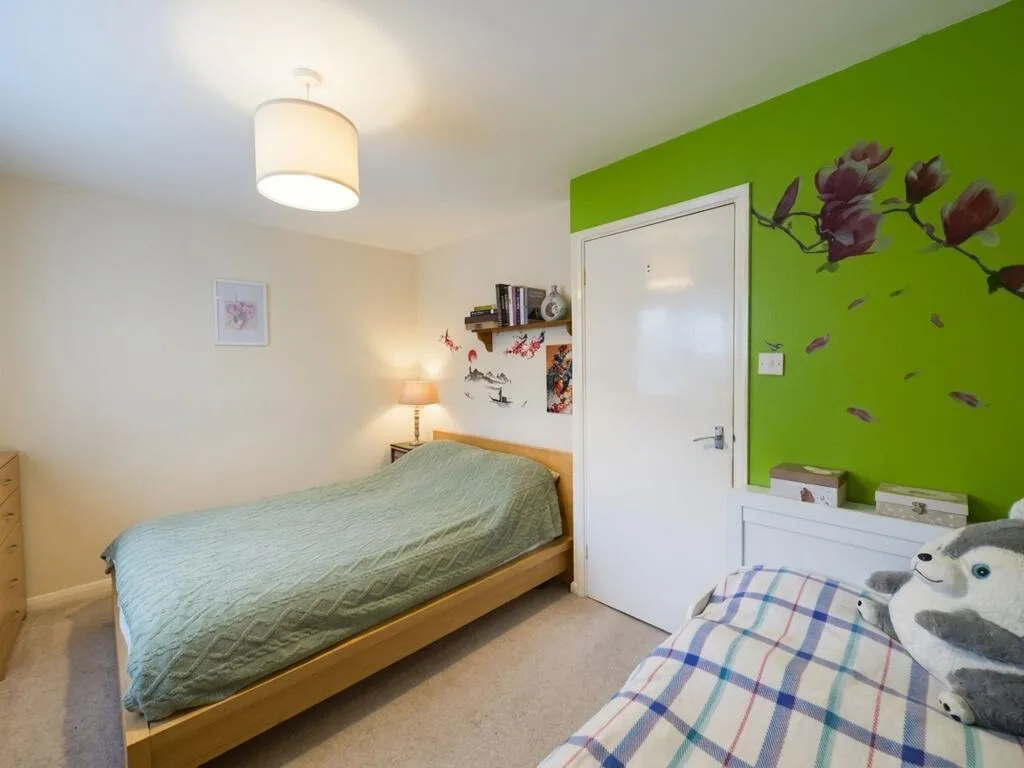 1 bedroom ground floor flat for rent