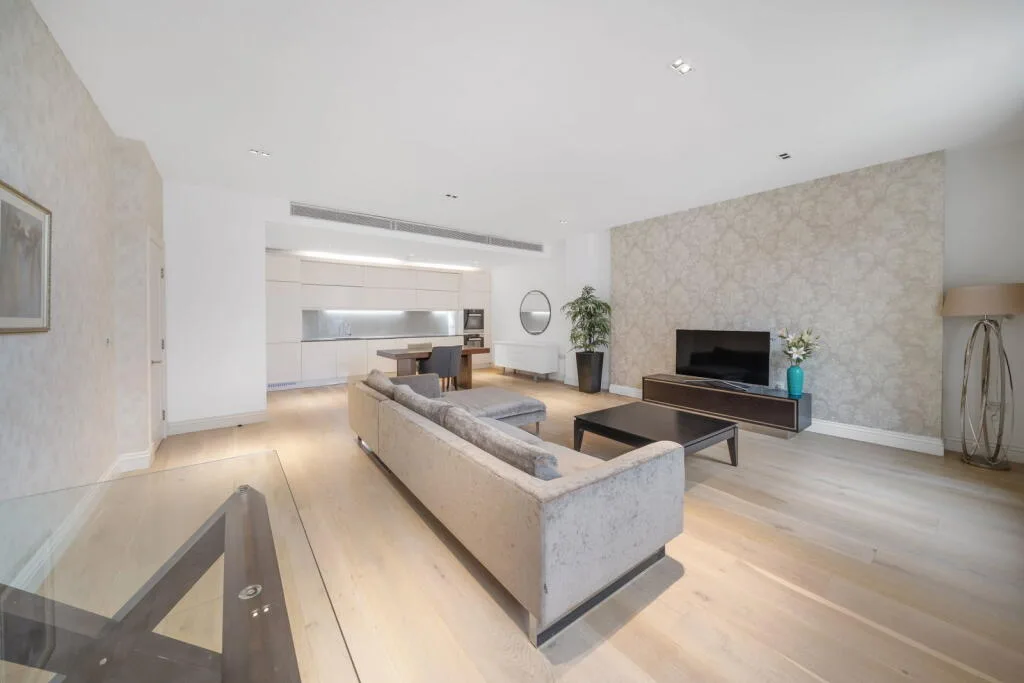 2 bedroom flat for rent