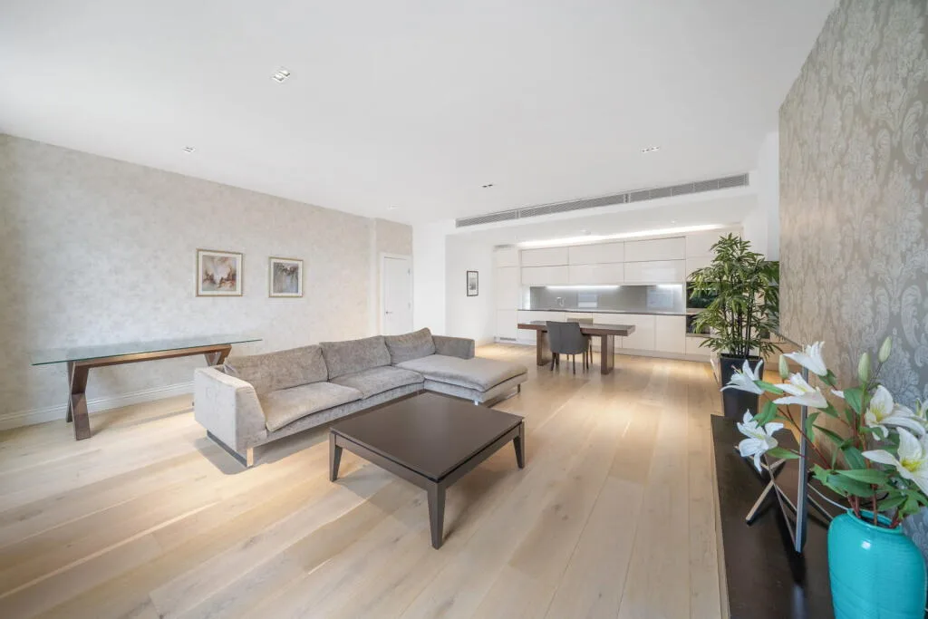 2 bedroom flat for rent