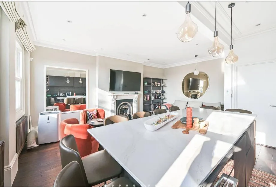 4 bedroom flat for rent