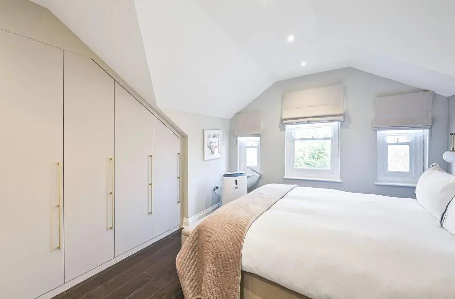 4 bedroom flat for rent