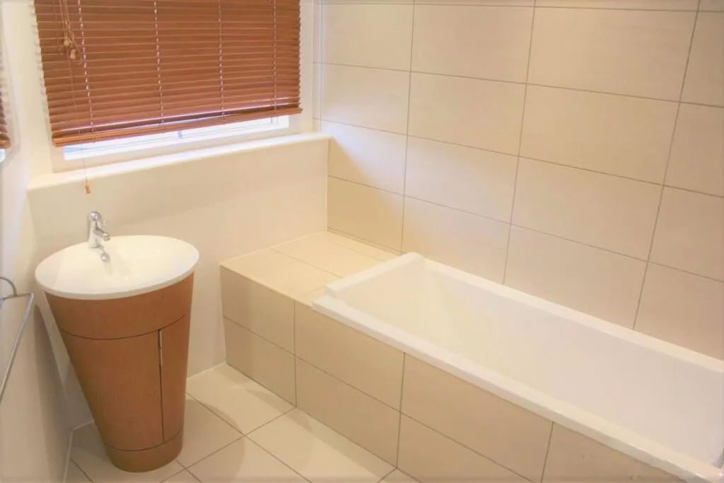 3 bedroom flat for rent