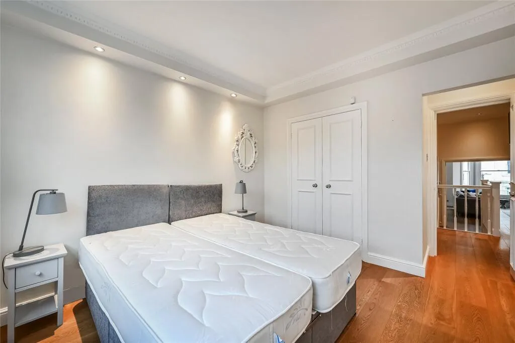 3 bedroom flat for rent