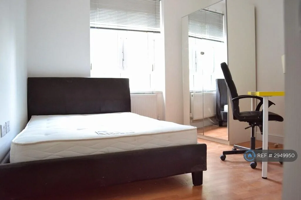3 bedroom flat for rent