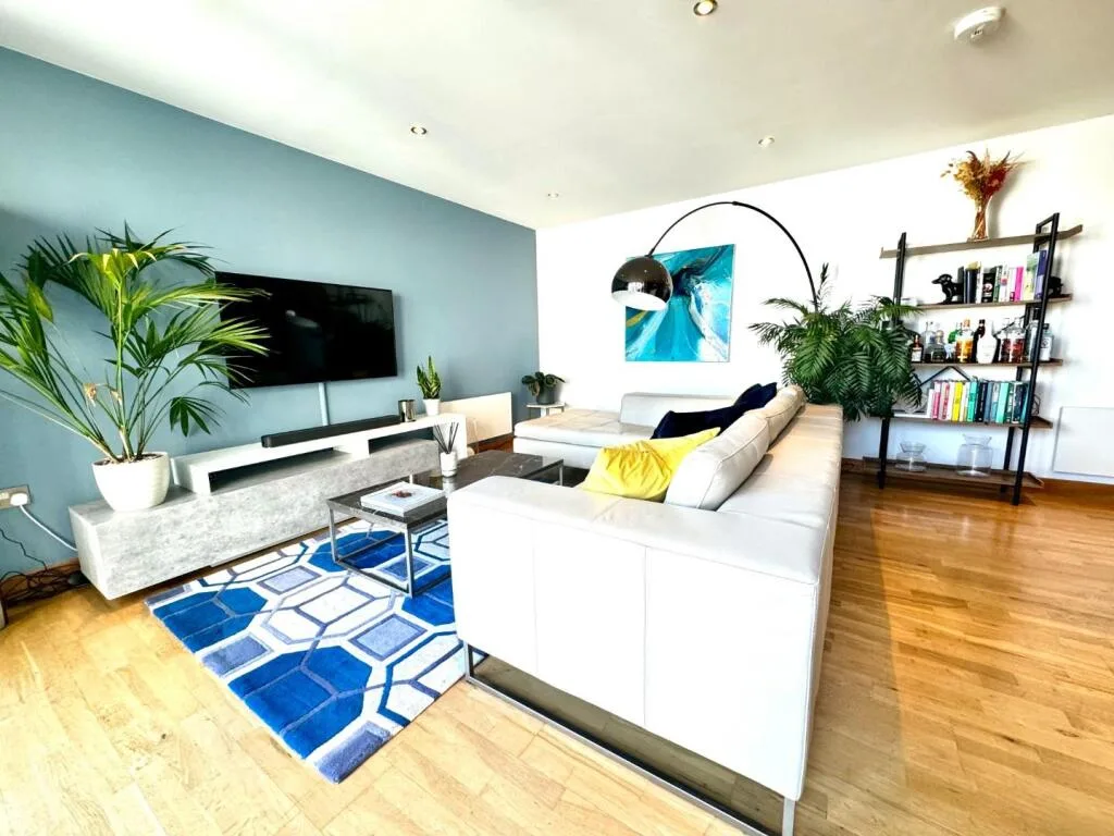2 bedroom flat for rent