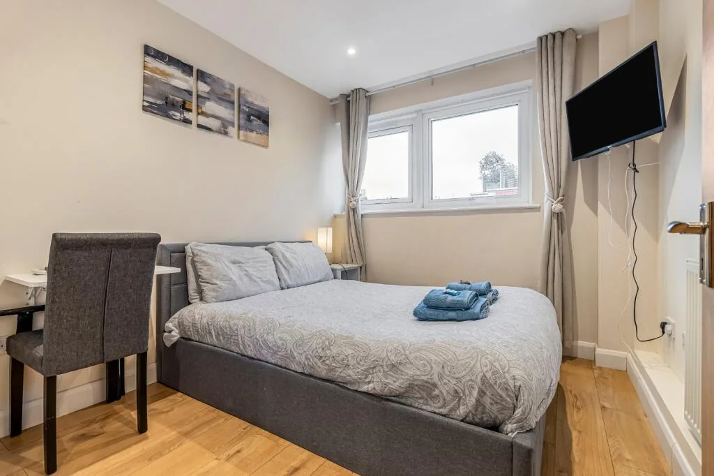 2 bedroom flat for rent