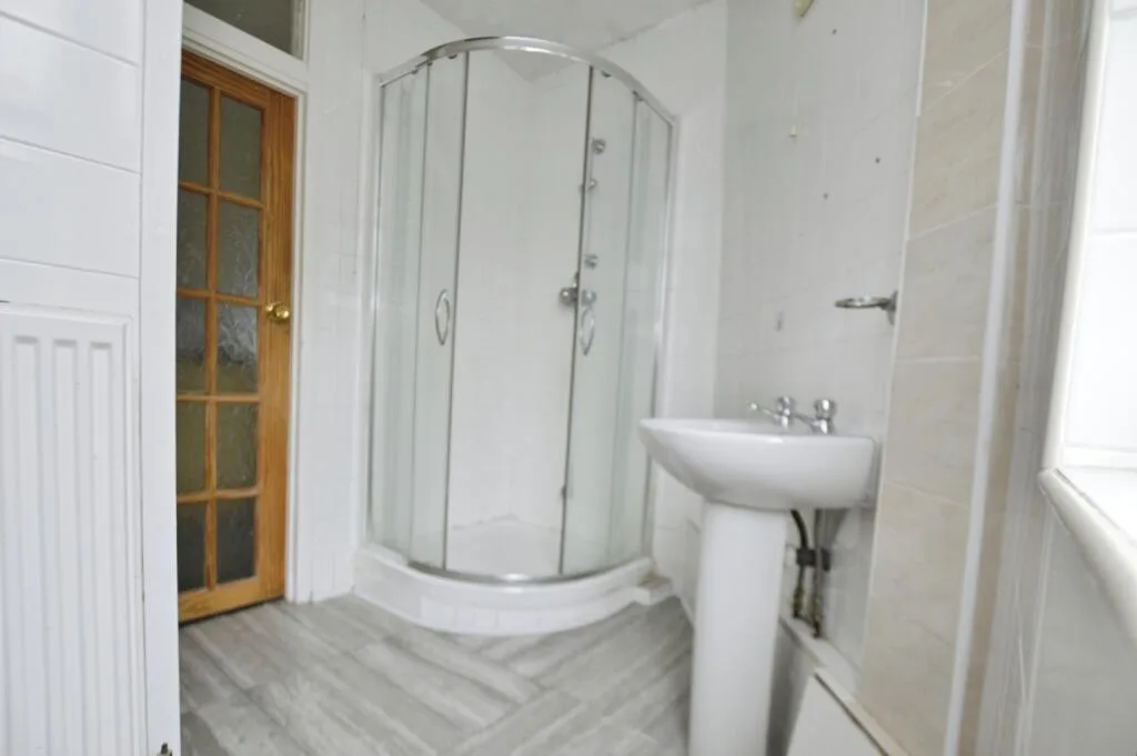 3 bedroom maisonette for rent