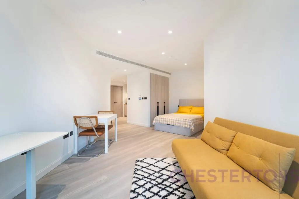Studio flat for rent