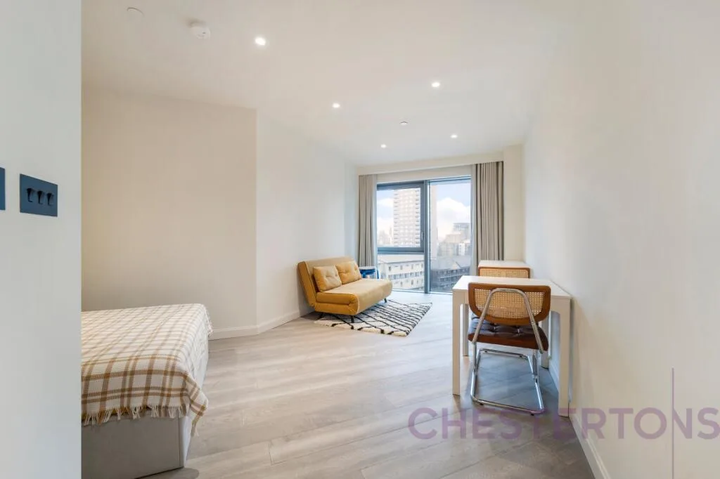 Studio flat for rent