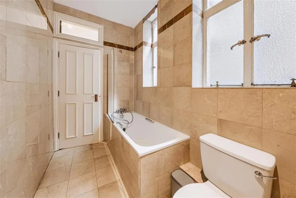 2 bedroom block of apartments for rent