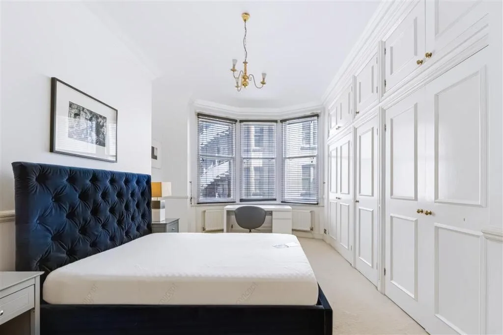 2 bedroom block of apartments for rent