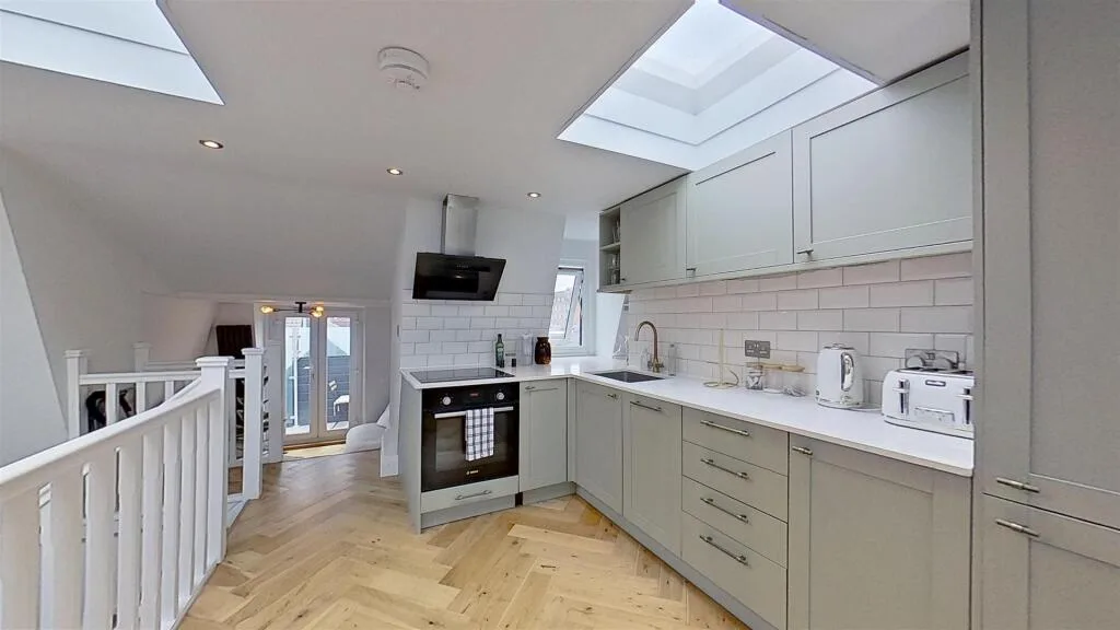3 bedroom flat for rent