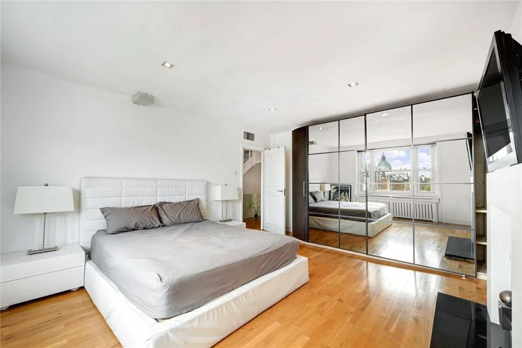 3 bedroom maisonette for rent